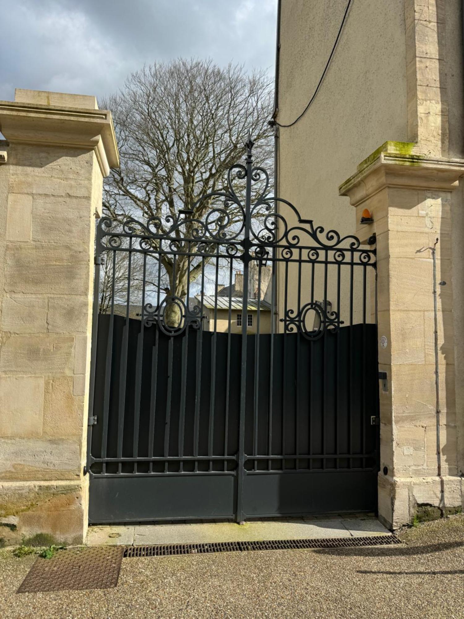 Le Hetre Pourpre Apartamento Bayeux Exterior foto